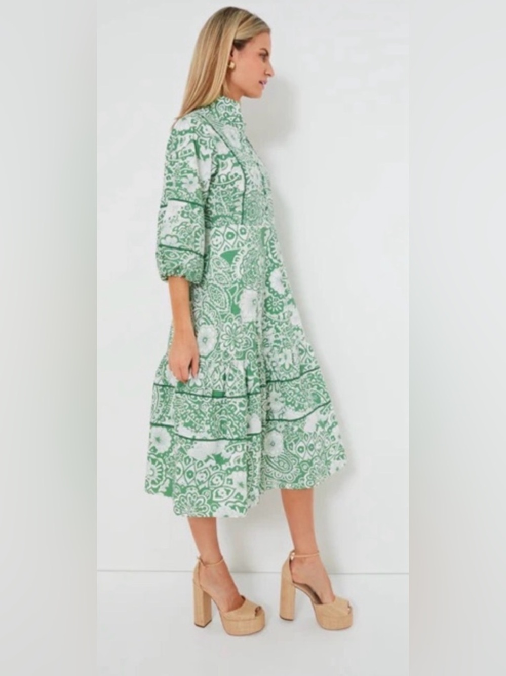 Hyacinth House Green Cuffed Sleeve Sundress with Mandarin Collar. Snall - Picture 11 of 13